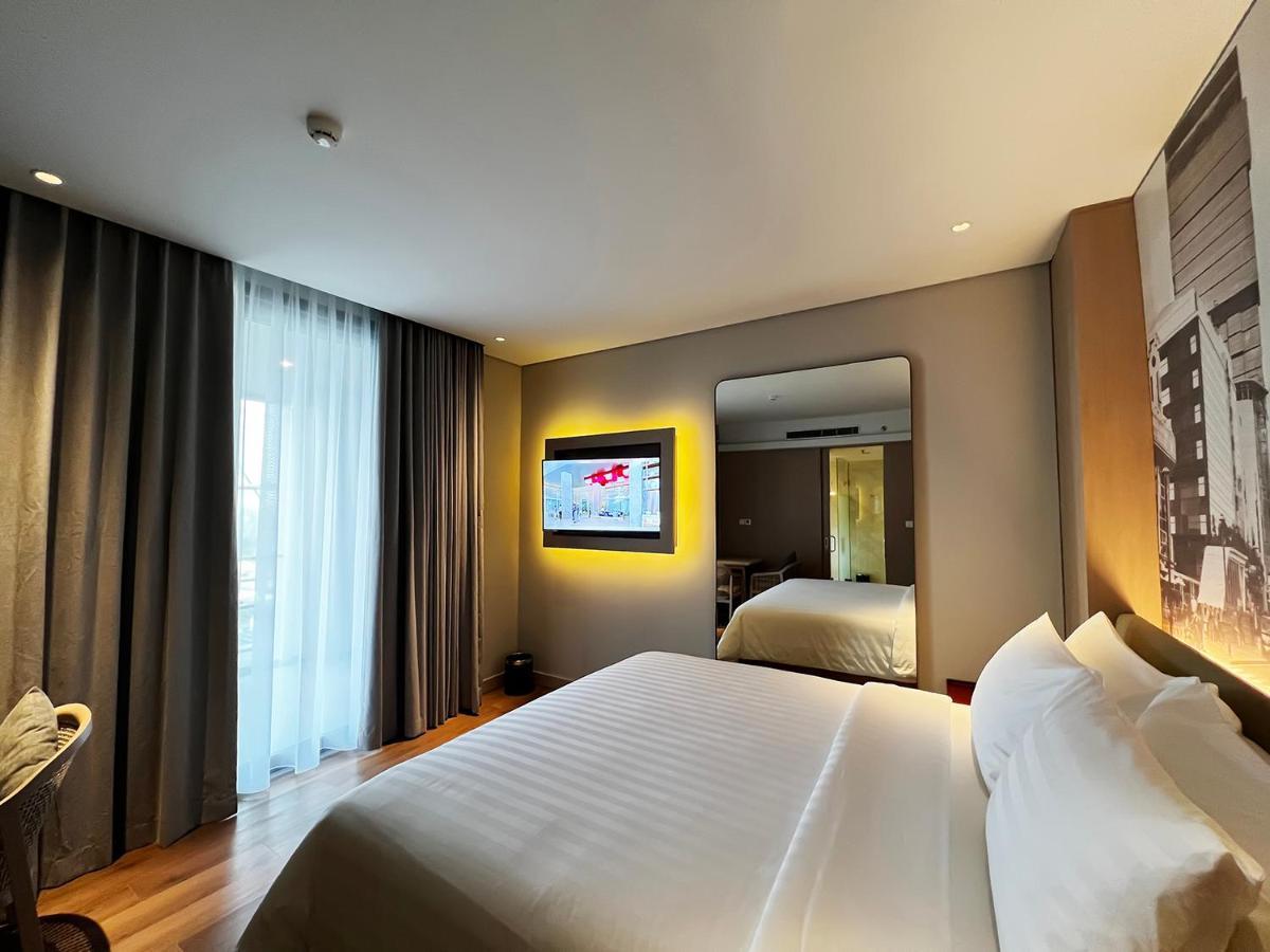 Ra Suites Simatupang Jakarta Exterior photo