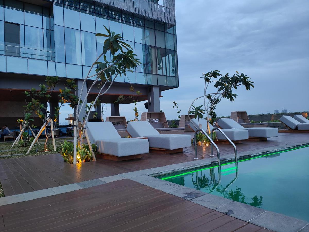 Ra Suites Simatupang Jakarta Exterior photo
