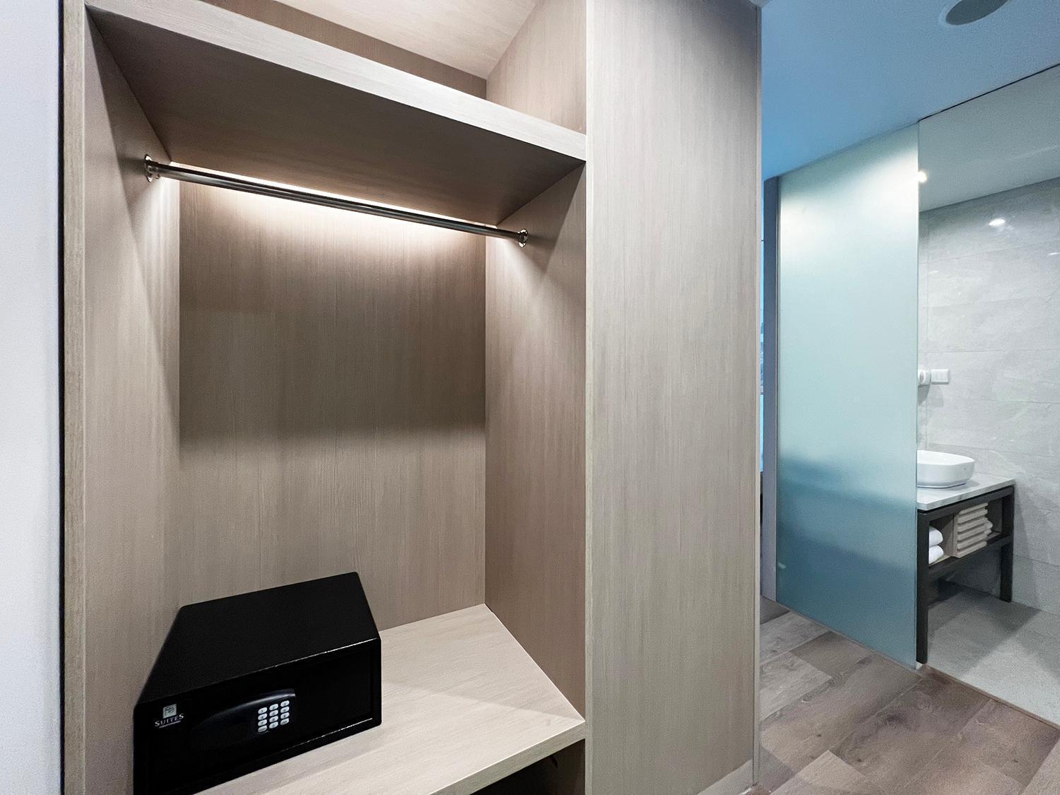 Ra Suites Simatupang Jakarta Room photo